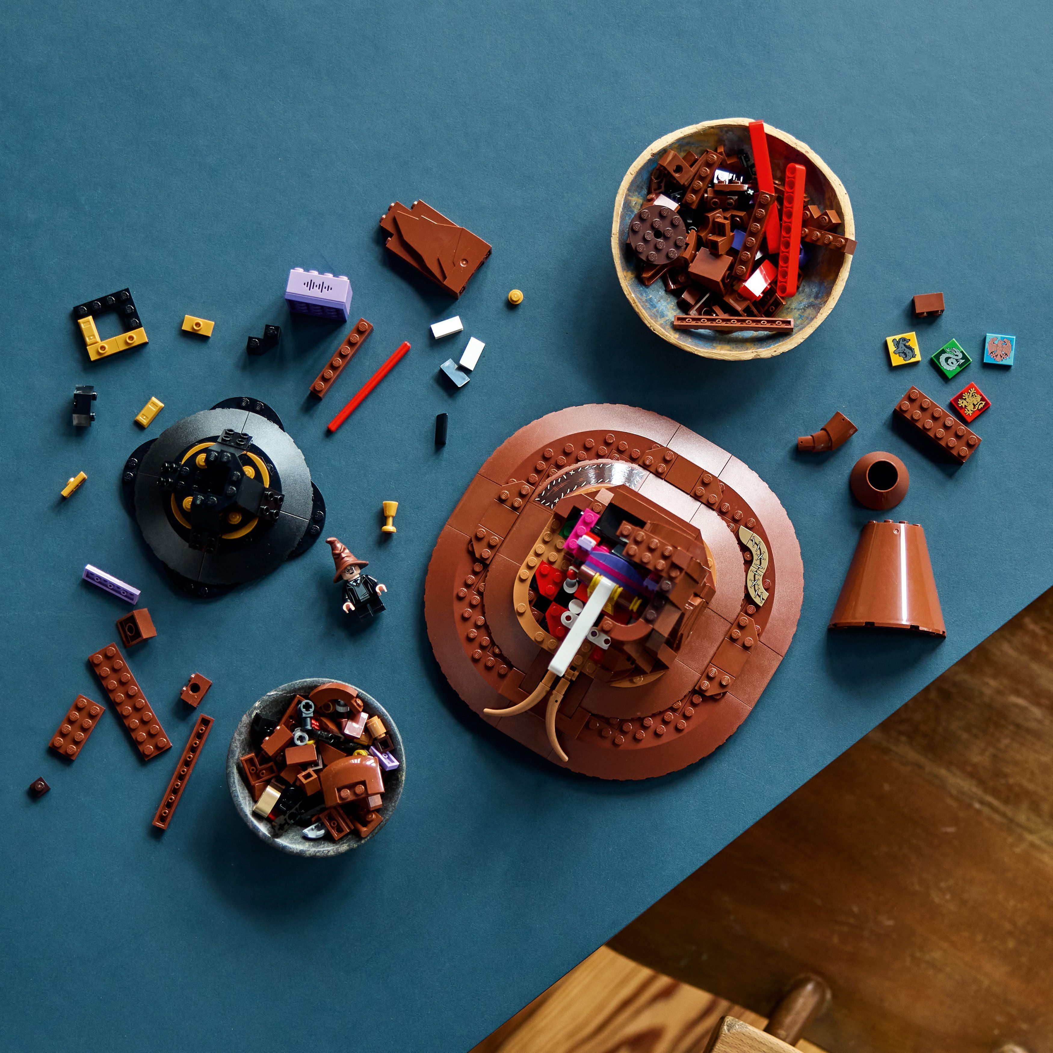 LEGO Harry Potter 76429  - Puhuva lajitteluhattu