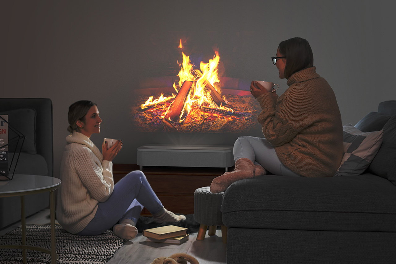 Epson EH-LS800W 4K PRO-UHD -älylaserprojektori, lähiheijastus, valkoinen