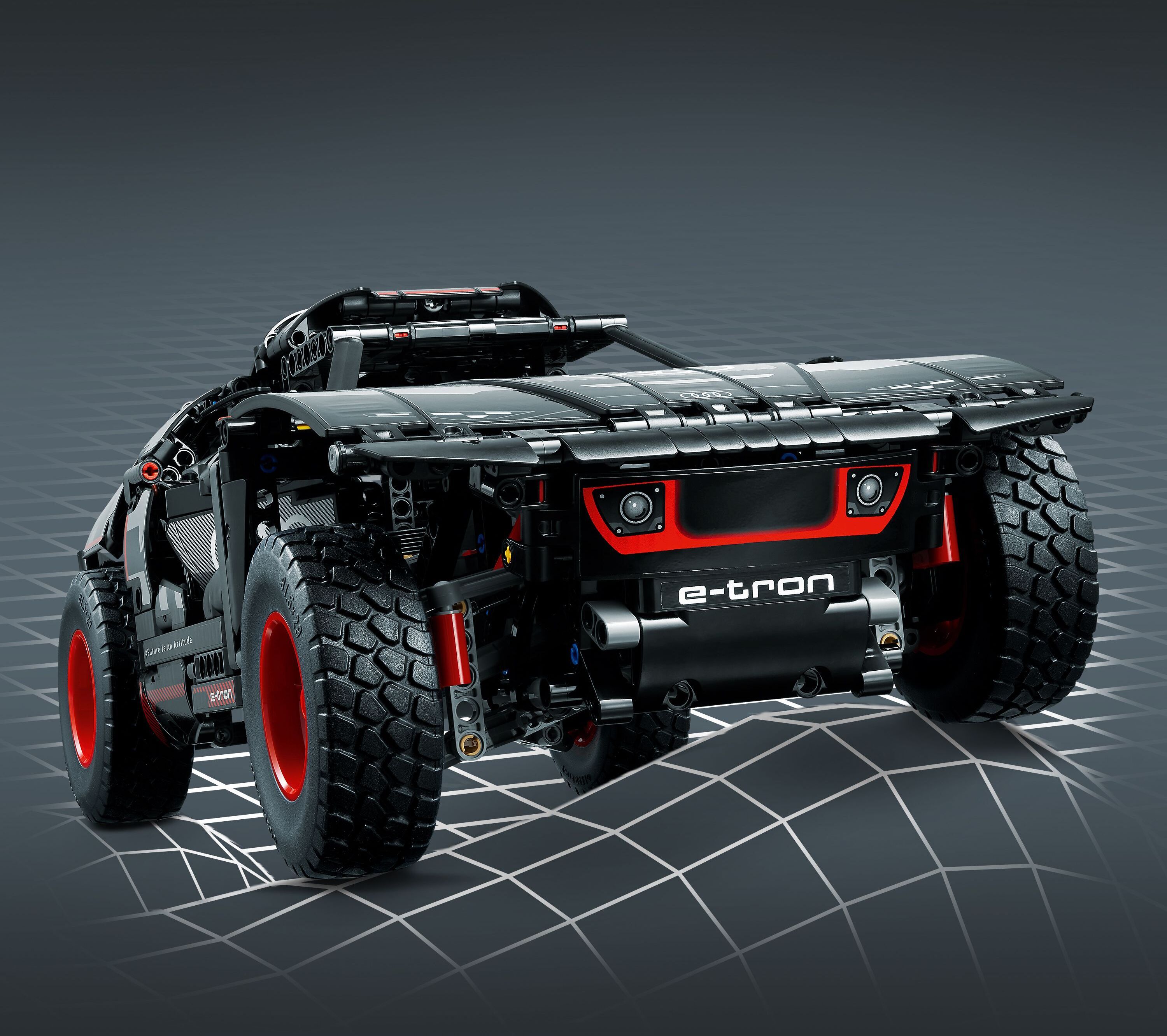 LEGO Technic 42160 - Audi RS Q e-tron