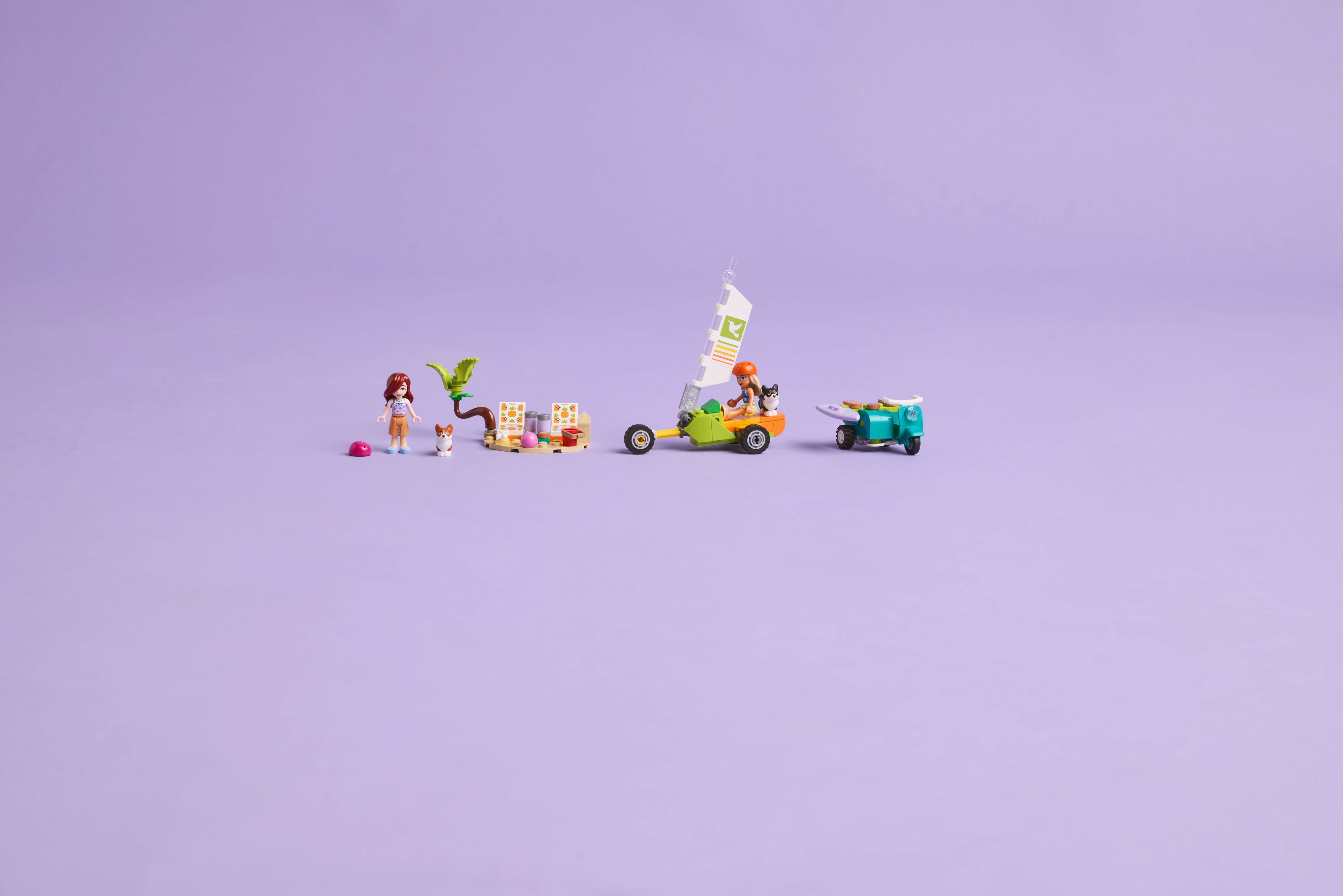 LEGO Friends 42641 – Surffikoirat ja skootteriseikkailu