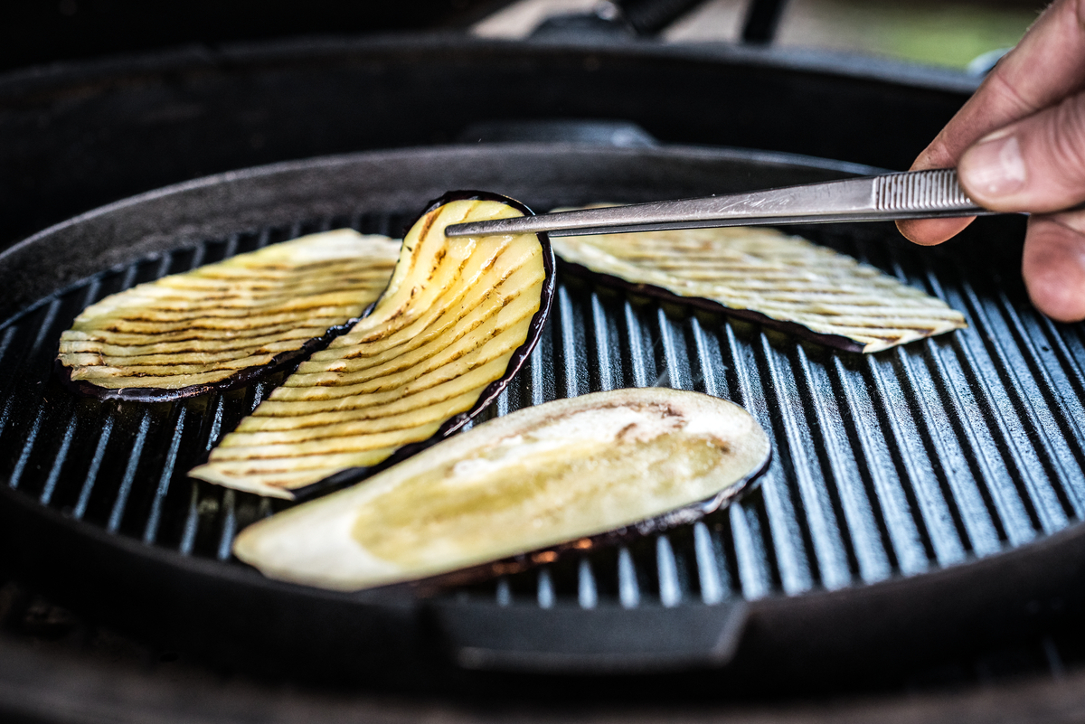 Big Green Egg Plancha Small paistolevy, valurauta