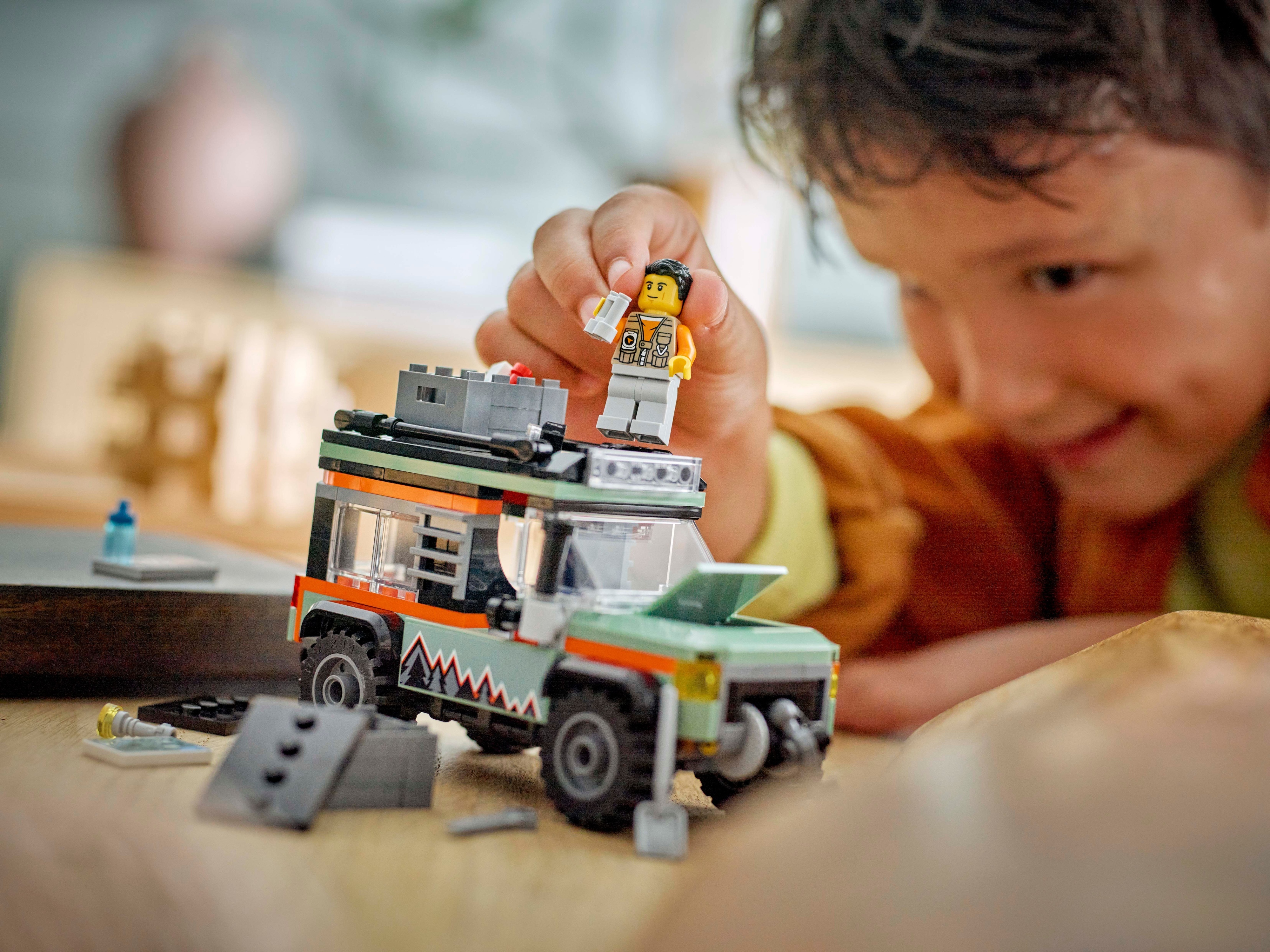 LEGO City 60447 – Nelivetoinen vuoristomaastoauto