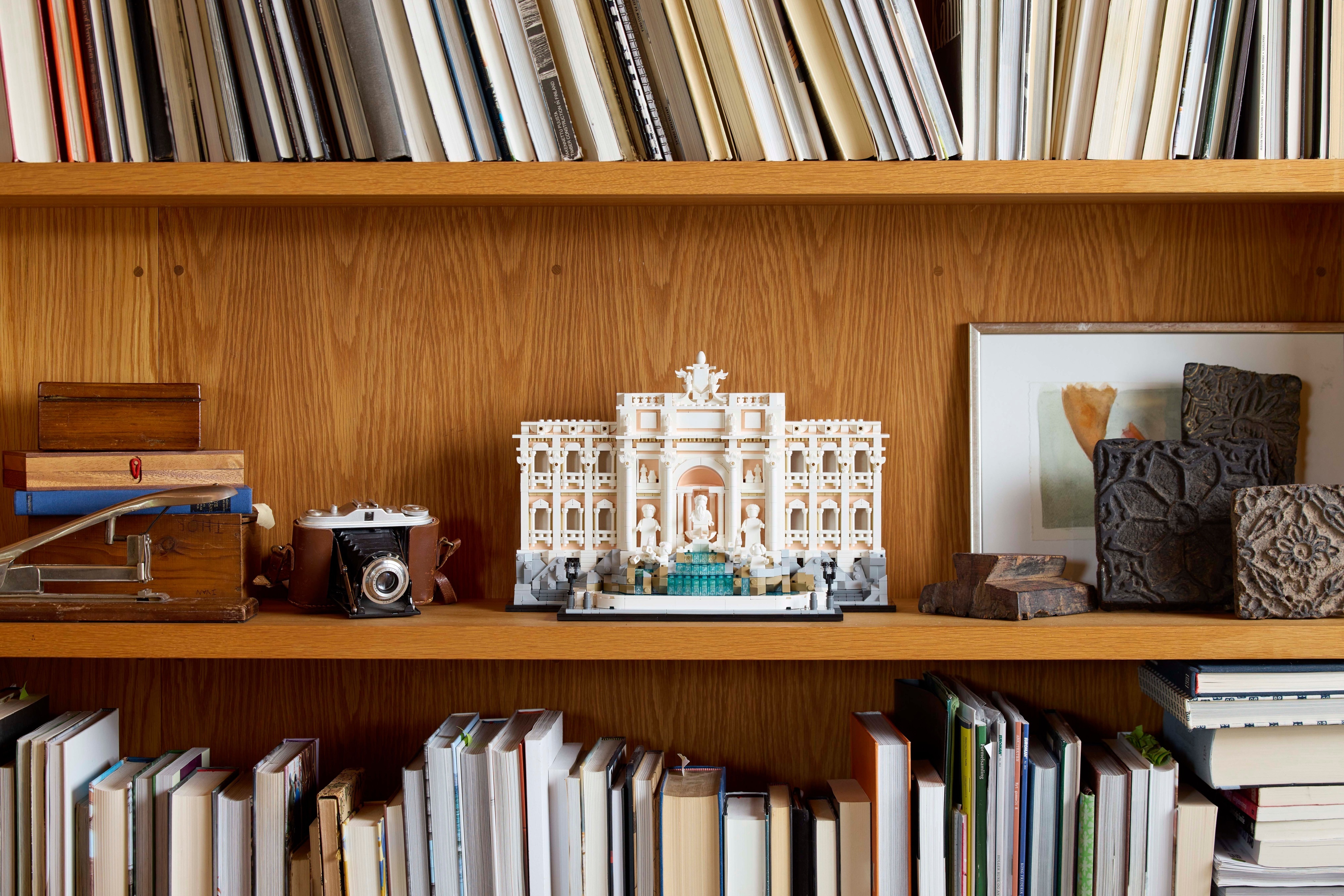 LEGO Architecture 21062 – Trevin suihkulähde
