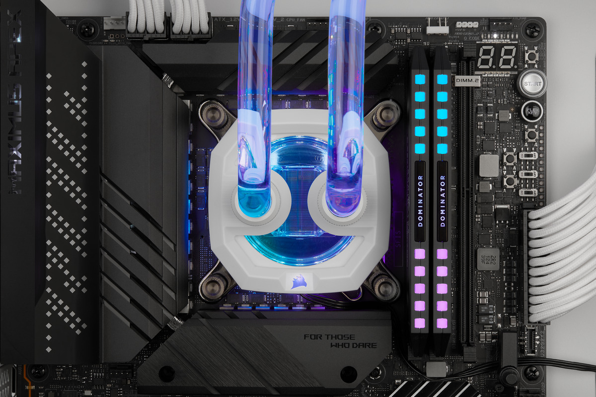 Corsair Hydro X Series iCUE XH305i RGB PRO Custom Cooling Kit -nestejäähdytyspaketti, valkoinen