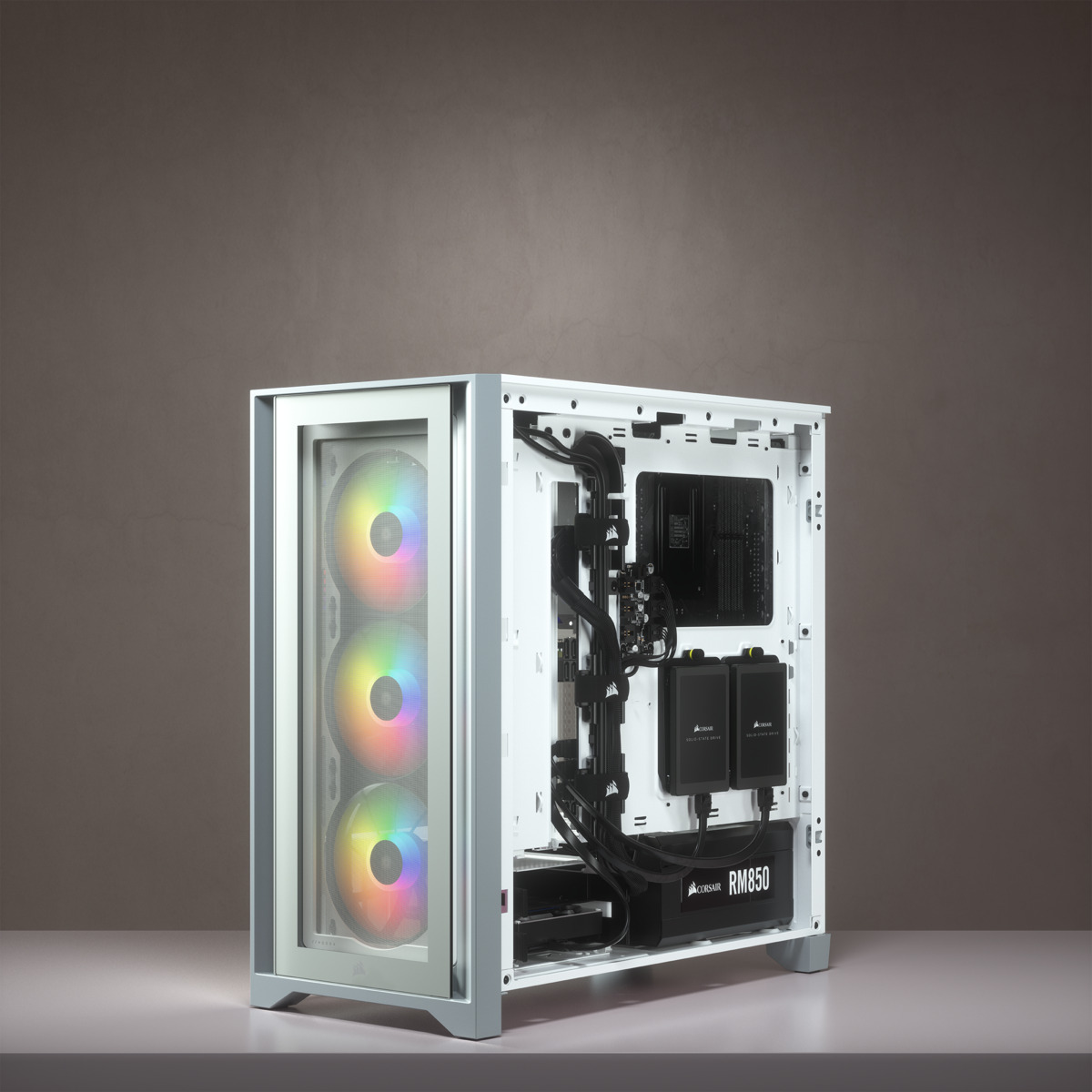 Corsair iCUE 4000X Mid Tower ATX-kotelo ikkunalla, valkoinen