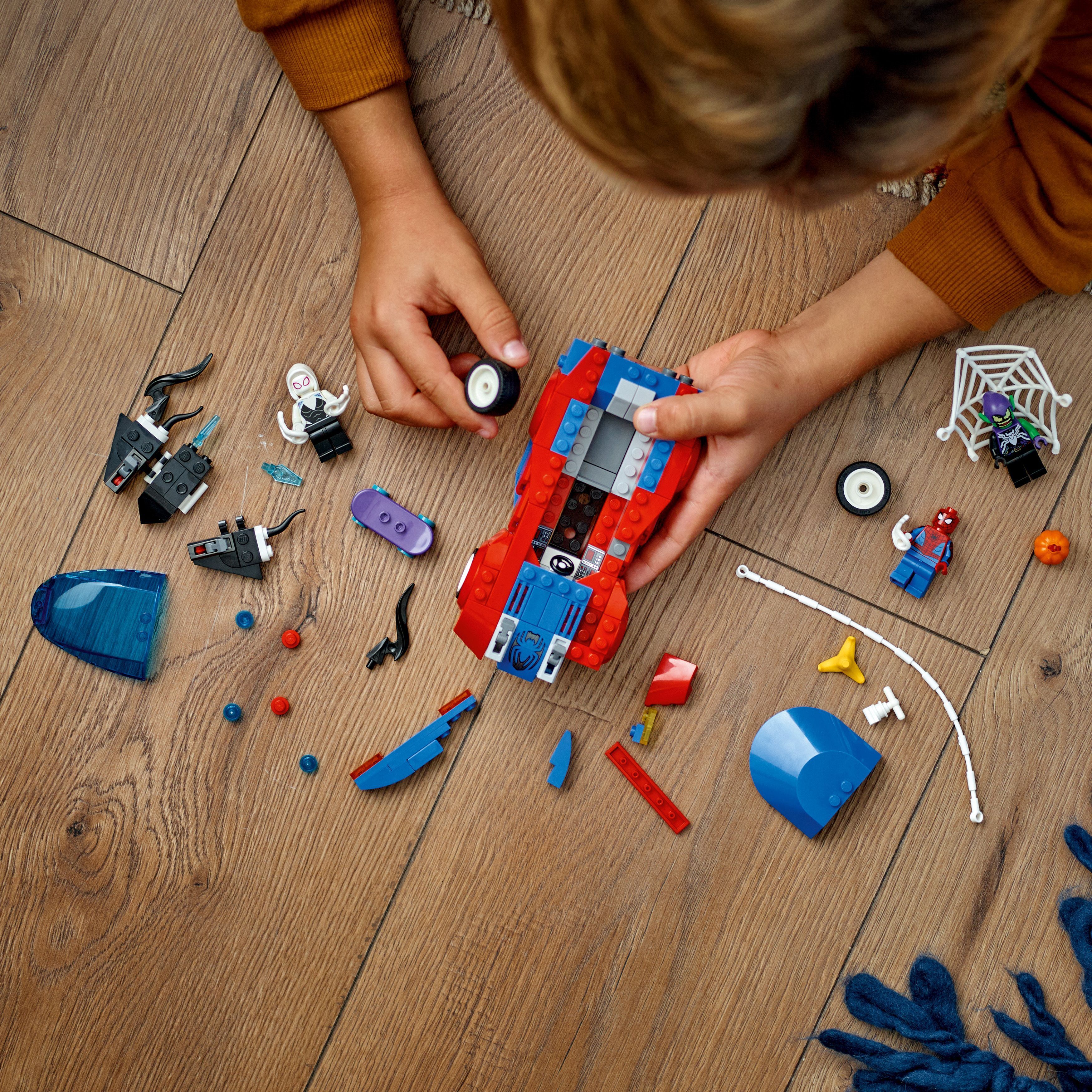 LEGO Super Heroes Marvel 76279  - Spider-Manin kilpa-auto ja Venomin Vihreä Menninkäinen