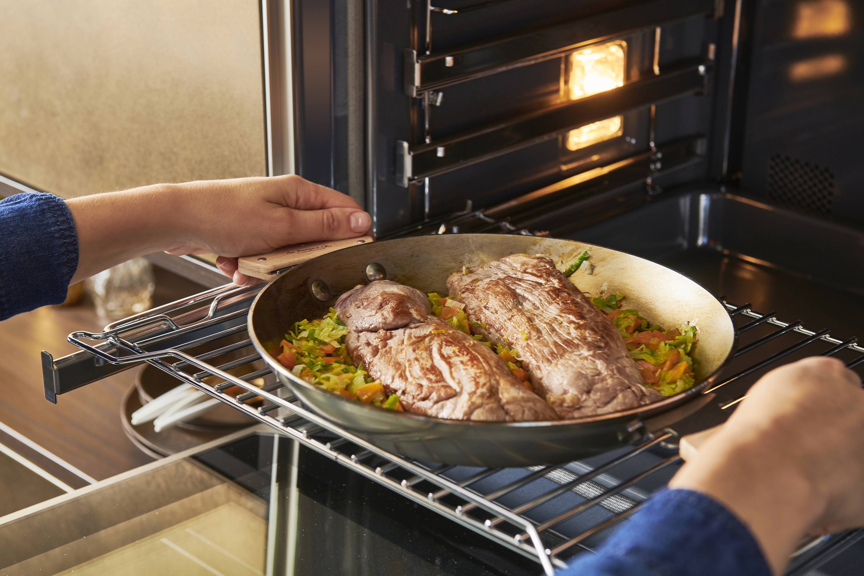 De Buyer Mineral B LOQY paistinpannu, 24 cm, hiiliteräs