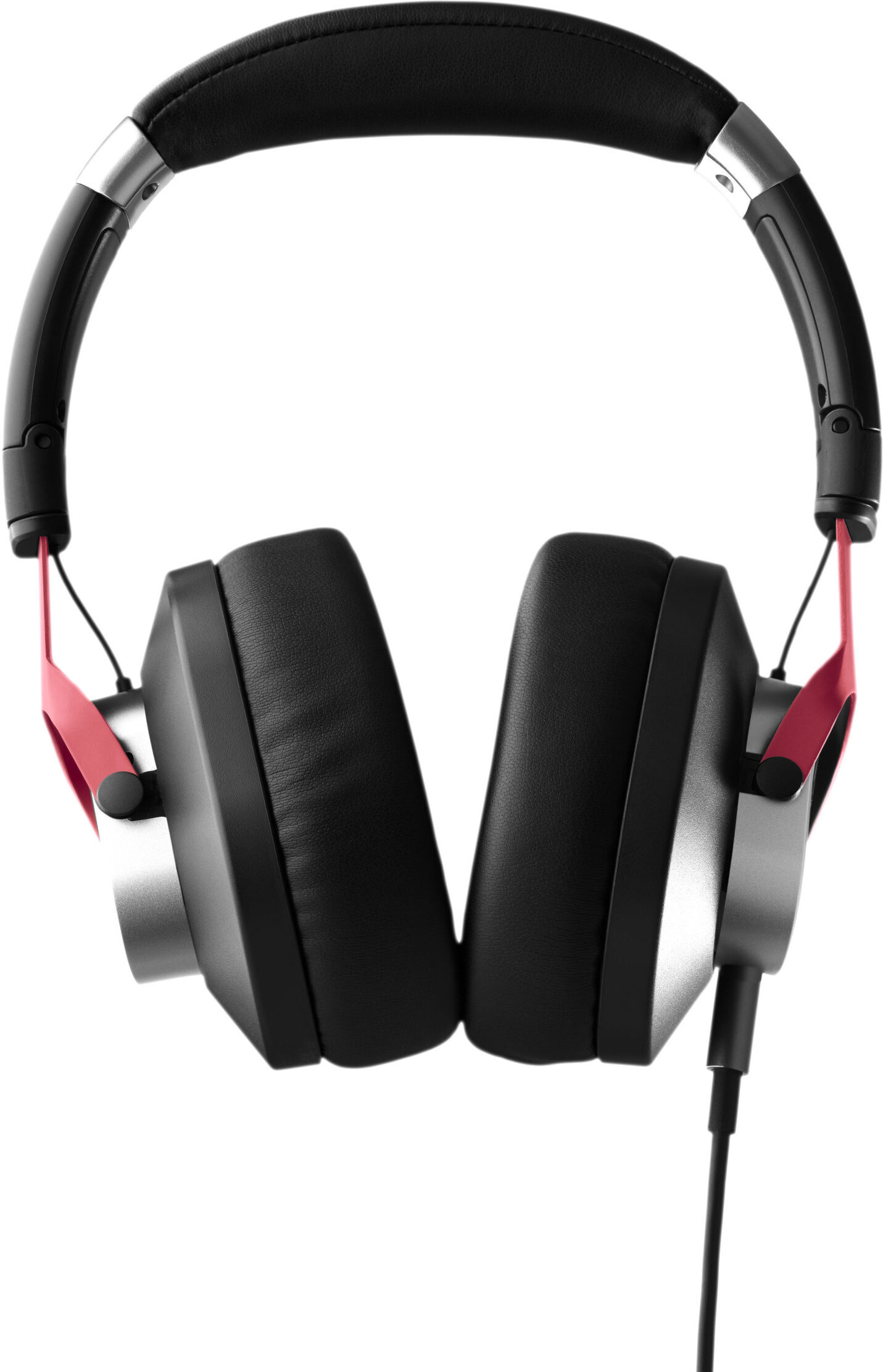 Austrian Audio Hi-X15 -suljetut sankakuulokkeet