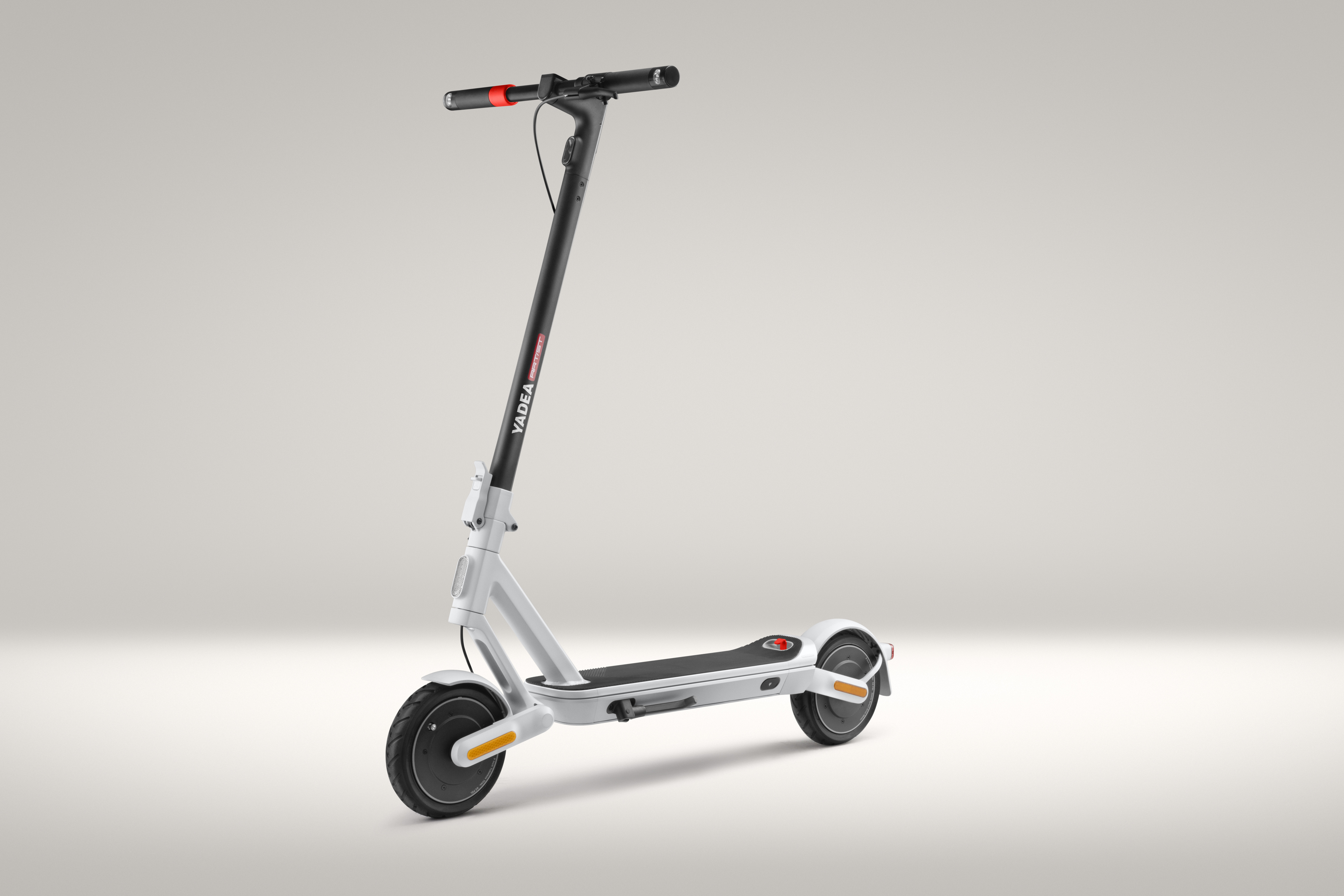Ninebot by Segway Kickscooter F2 PRO E -sähköpotkulauta