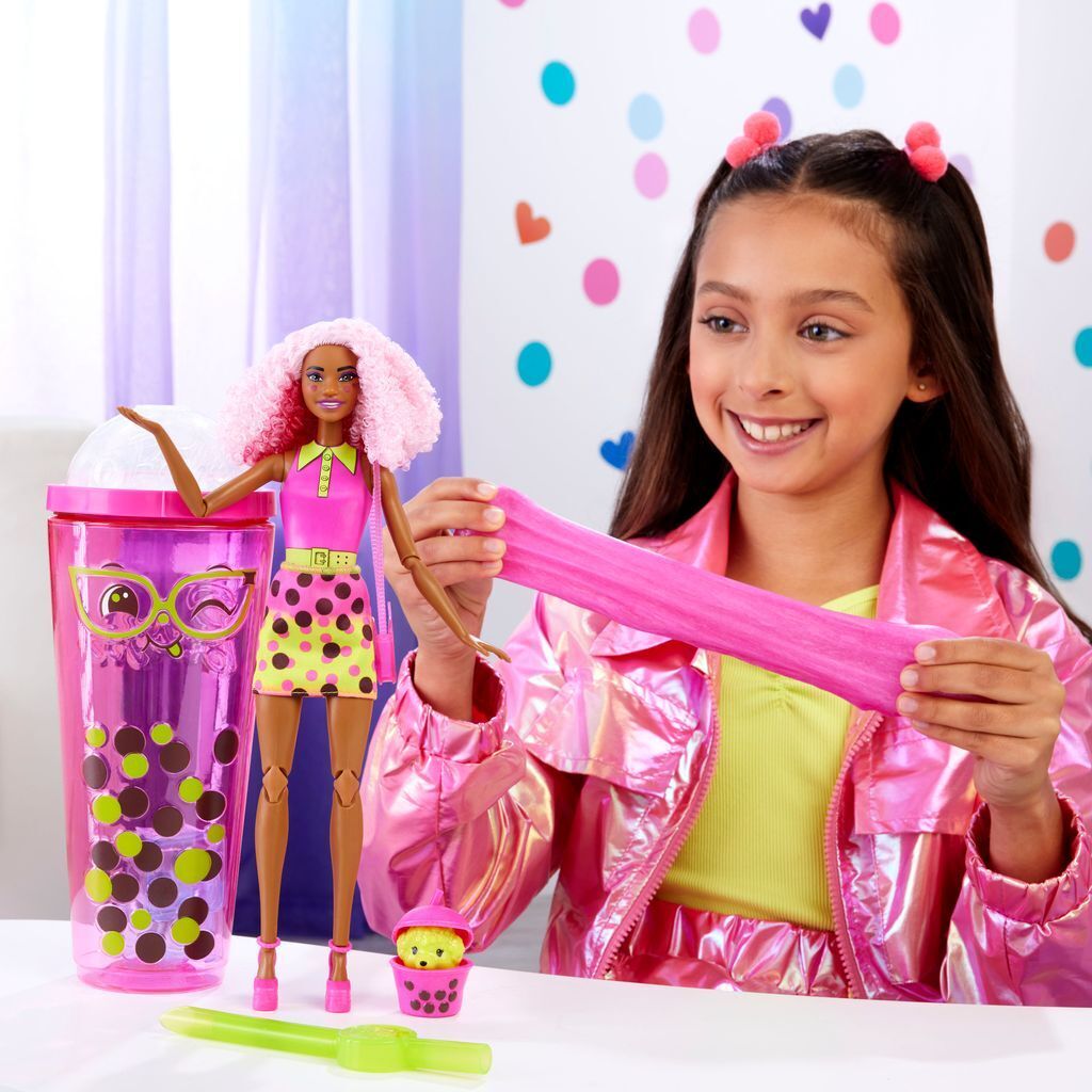 Barbie Fashion Fun - Unelmien vaatekaappi ja nukke