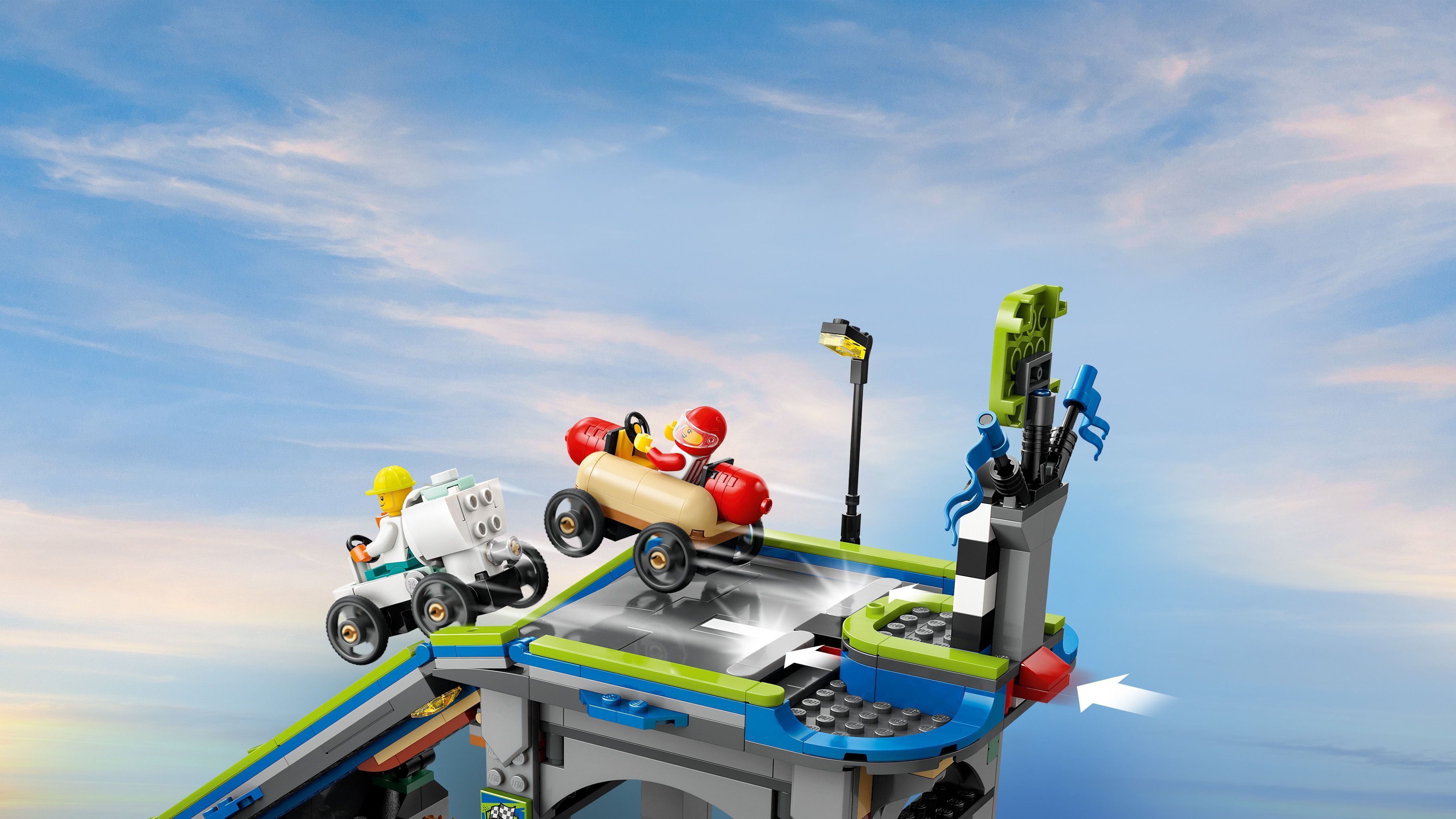 LEGO City 60460 – Ei rajoja: Kilpa-autojen ramppirata