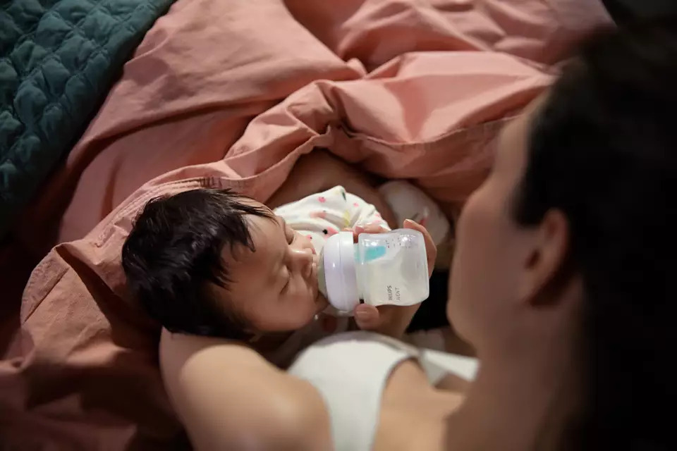 Philips Avent SCY903/67 Natural Response -tuttipullo, 260 ml, koala