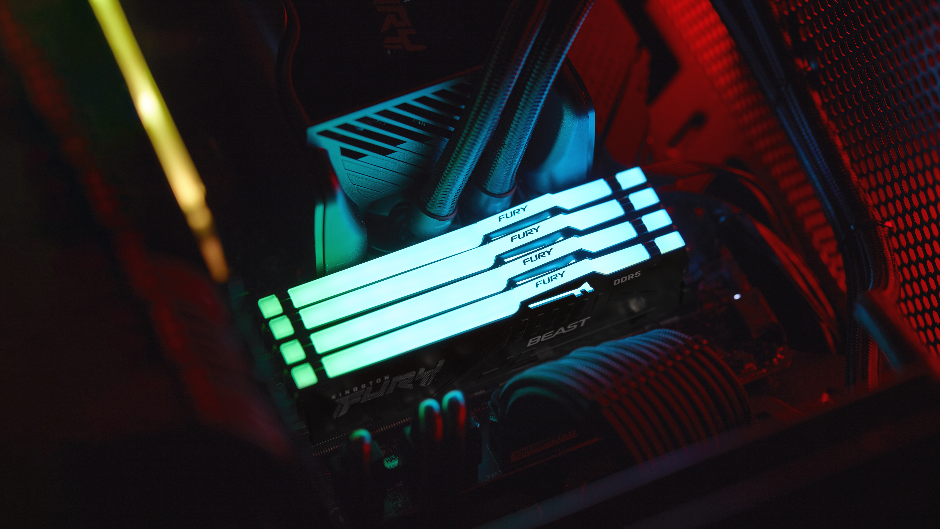 Kingston FURY Beast DDR5 RGB 6000 MHz CL30 16 Gt -muistimodulipakkaus