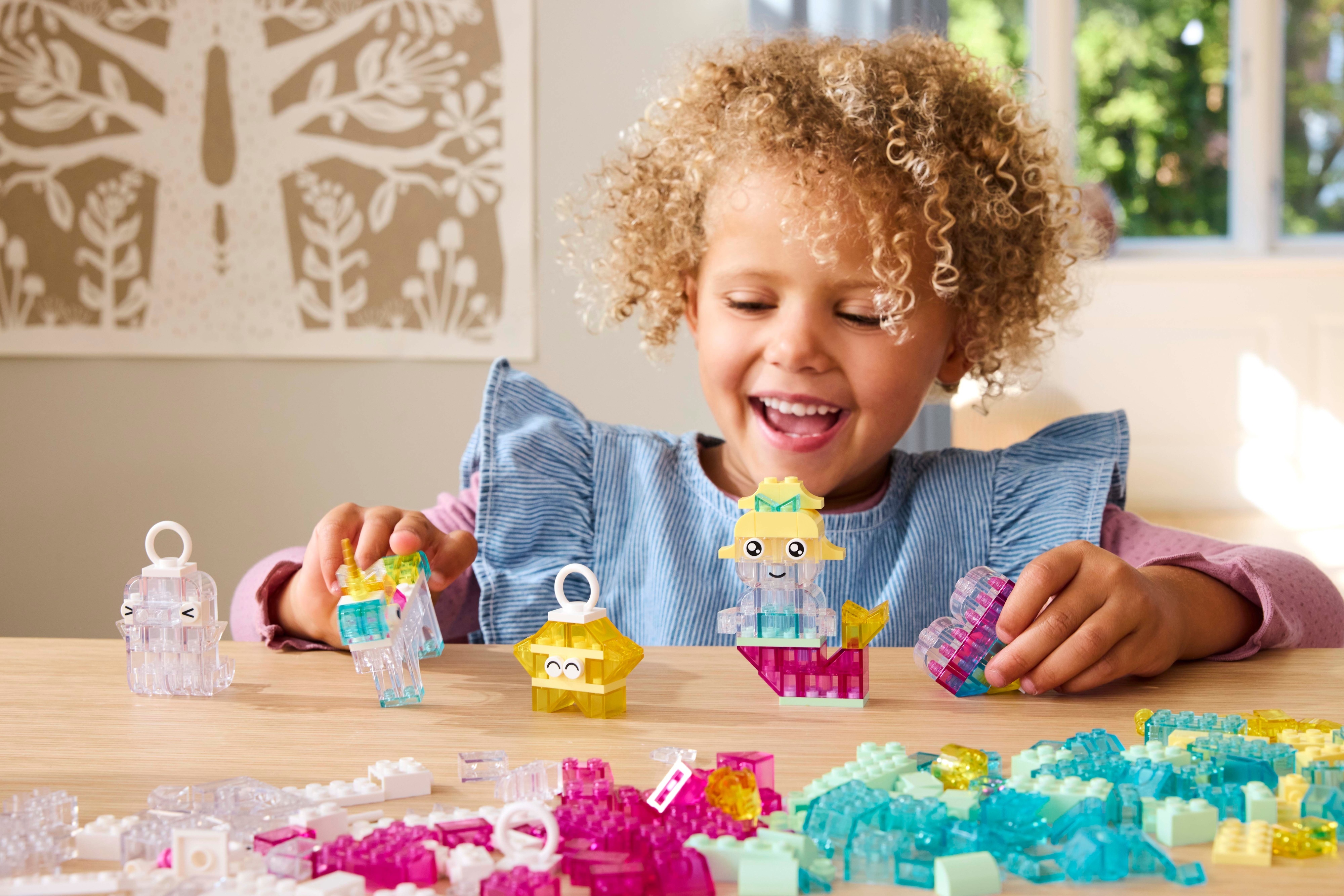 LEGO Classic 11040 – Läpinäkyvien palikoiden taikalaatikko