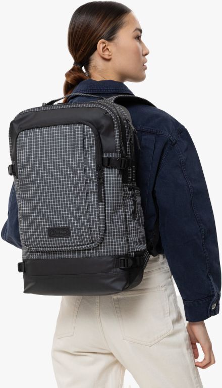 Eastpak TECUM L Cnnct Riptop -reppu, musta