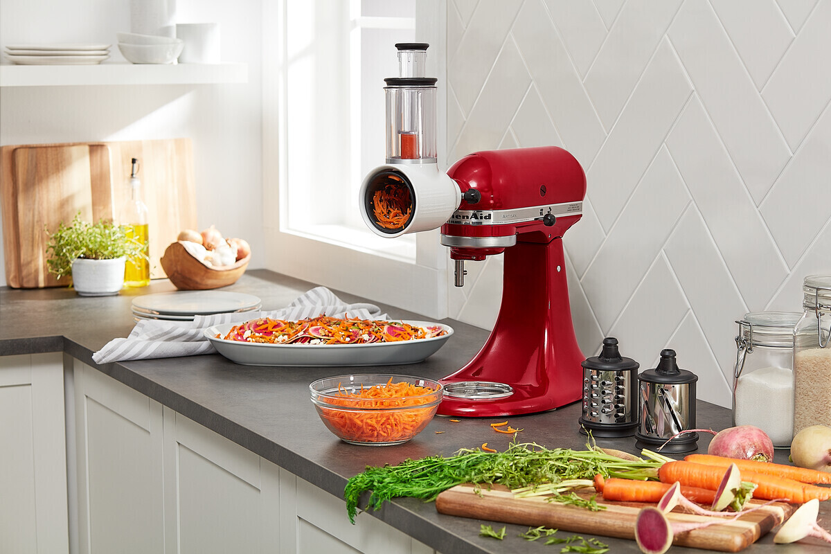 KitchenAid Fresh Prep 5KSMVSA -vihannesleikkuri ja -raastin yleiskoneisiin