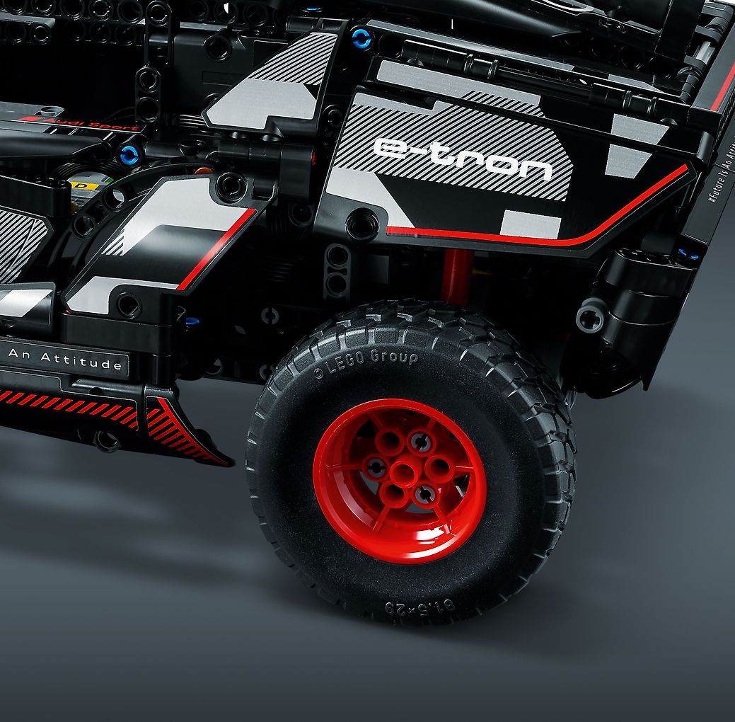 LEGO Technic 42160 - Audi RS Q e-tron – Verkkokauppa.com