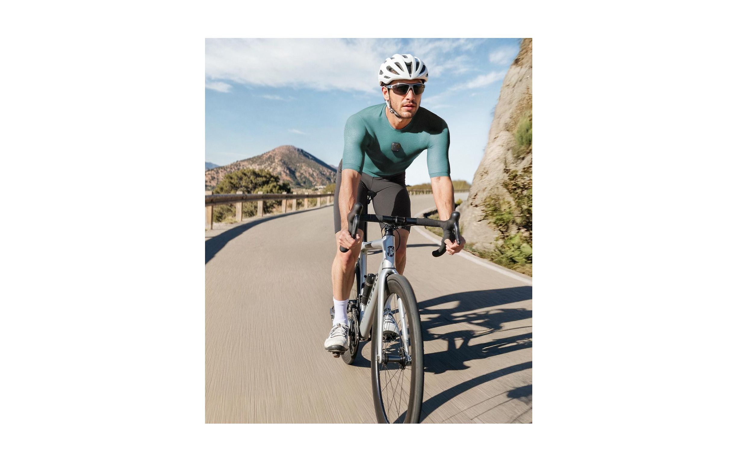 Insta360 GO Ultra Creator komplekt tegevuskaamera, must