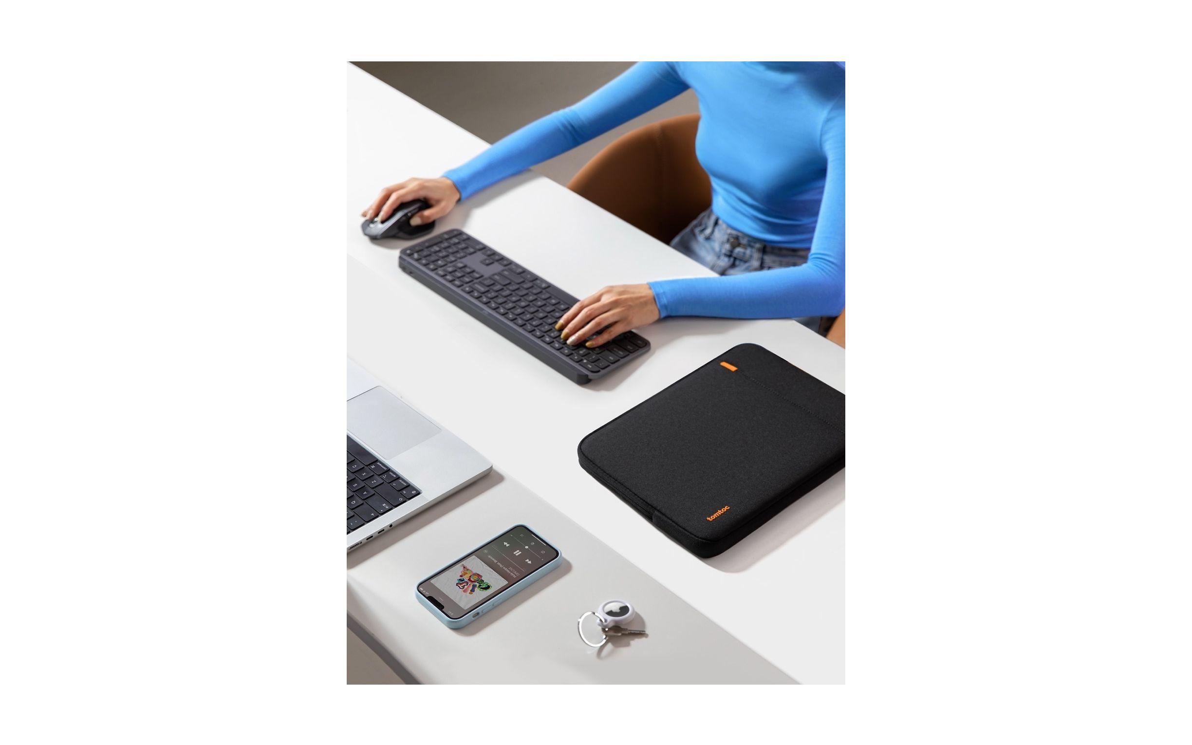 tomtoc Defender A13 13″ sülearvuti kaitsetasku ja tarvikukott, must