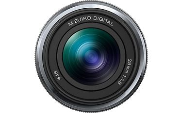 om system m.zuiko digital ed 25mm f1.8 ii objektiivi edestä