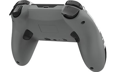 Image 3 / 5