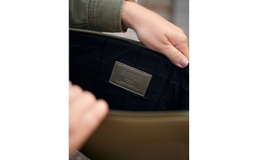 Image 5 / 5