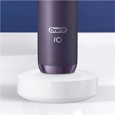 Oral-B iO Series 8 -sähköhammasharja, violetti, kuva 6