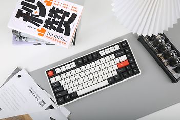 Varmilo VXT82 Minilo Retro Gateron G Pro 2.0 Brown -mekaaninen pelinäppäimistö, musta/valko/punainen, kuva 19