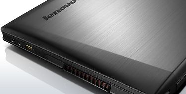 Lenovo IdeaPad Y500 15.6" Full HD/Core i7-3630QM/2 x GT650M 2GB SLI/8 GB/1 TB + 16 GB mSATA SSD/Windows 8, musta, kuva 6
