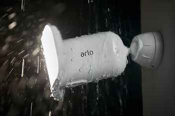Arlo Pro 3 Floodlight -valvontakamera 2K-tarkkuudella ja LED-valaisimella, valkoinen, kuva 7