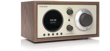 Tivoli Audio Model One+ -pöytäradio, pähkinä, kuva 2