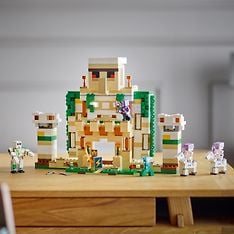 LEGO Minecraft 21250 - Rautajätin linnake, kuva 9