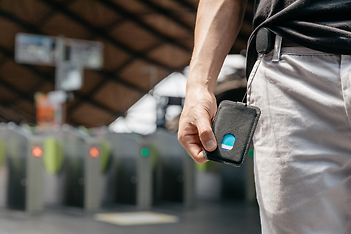 Orbitkey ID Card Holder -henkilökorttikotelo, musta, kuva 4