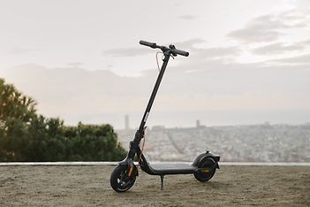 Ninebot by Segway Kickscooter F2 PRO E -sähköpotkulauta, kuva 17