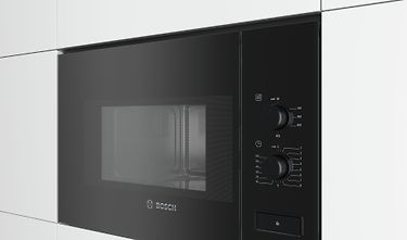 Bosch HBA533BB0S Serie 4 -erillisuuni, musta ja Bosch BFL520MB0 Serie 4 -mikroaaltouuni, musta, kuva 12