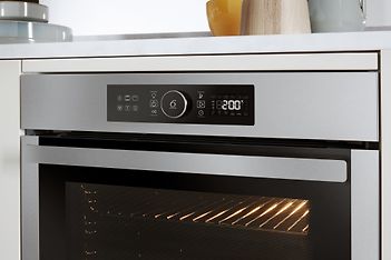 Whirlpool AKZ9 6220 IX -erilllisuuni, teräs ja Whirlpool WS Q2160 NE -induktiotaso, kuva 3