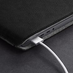 Woolnut Leather Sleeve -suojatasku 14" MacBook Pro, musta, kuva 6