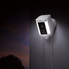 Ring Spotlight Cam Wired -valvontakamera ulkokäyttöön, musta, kuva 2