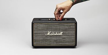 Marshall Acton -Bluetooth-kaiutin, musta