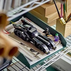LEGO Super Heroes DC 76224 - Batmobile™-takaa-ajo: Batman™ vastaan The Joker™, kuva 6