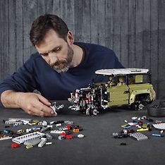 LEGO Technic 42110 - Land Rover Defender, kuva 7