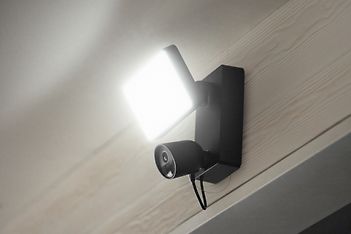 Philips Hue Secure valonheitin kameralla, 2250 lm, 1080p, kuva 11