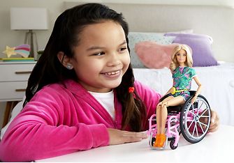 Barbie Fashionistas -pyörätuoli ja nukke, lajitelma, kuva 10