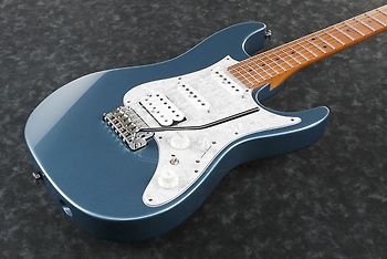 Ibanez AZ2204-ICM Prestige -sähkökitara, Ice Blue Metallic, kuva 2