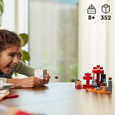 LEGO Minecraft 21255  - Hornaportaalin väijytys, kuva 3