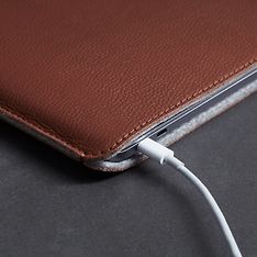 Woolnut Leather Sleeve -suojatasku 13" MacBook Pro & Air, konjakki, kuva 7
