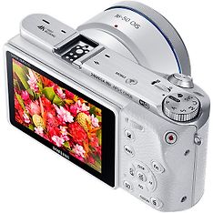 Samsung NX500 + 16-50mm PZ OIS, valkoinen, kuva 2