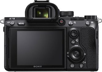 Sony A7 III -järjestelmäkamera + 28 - 70 mm OSS, kuva 3