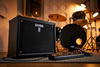 Boss Katana-50 MkII EX -1x12" kitaracombo, 50 W, kuva 6