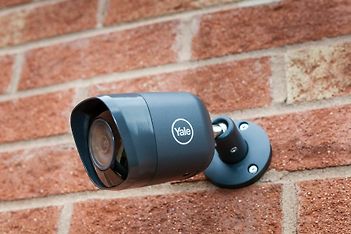 Yale Smart Home CCTV Kit -valvontajärjestelmä kahdella langallisella kameralla, kuva 2
